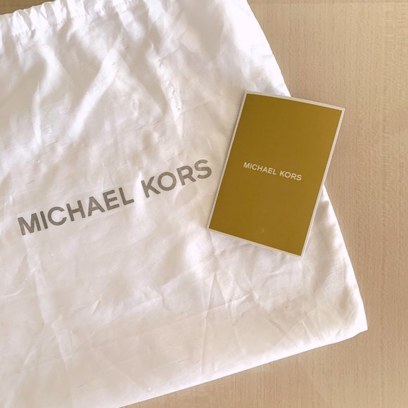 MICHAEL KORS JET SET TRAVEL LARGE CROSSBODY BAG - Picture 7 of 8